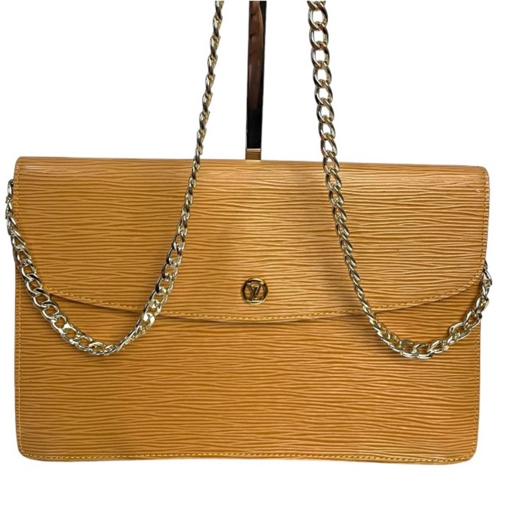 LV LOGO EPI LEATHER CLUTCH CROSSBODY
